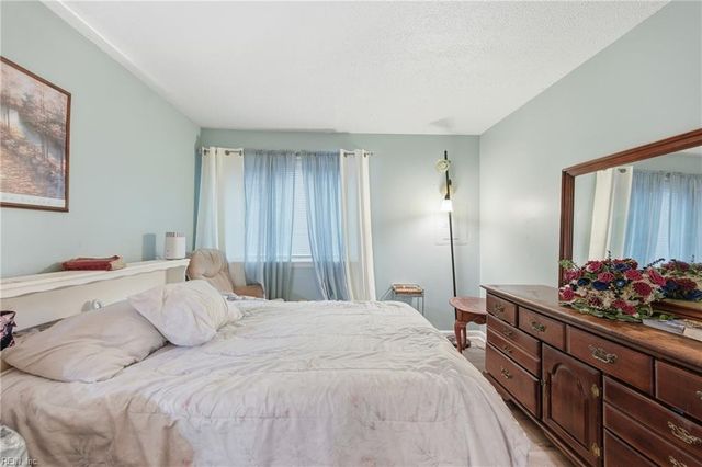 504 Pheasant RN, Virginia Beach, VA 23452