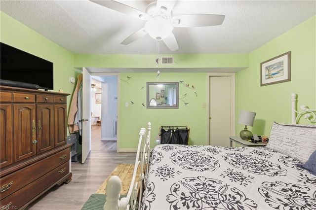 504 Pheasant RN, Virginia Beach, VA 23452