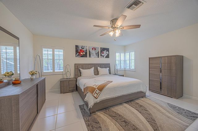7594 Seafoam Court, Boynton Beach, FL 33437