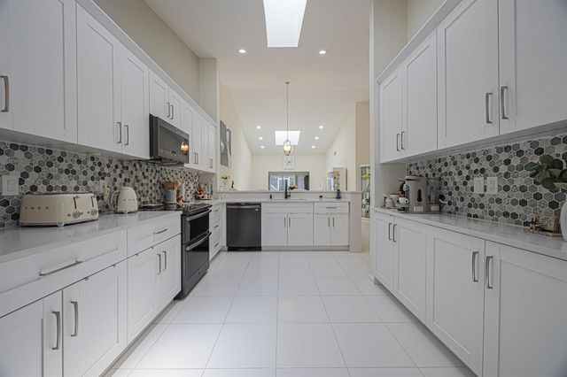 7594 Seafoam Court, Boynton Beach, FL 33437