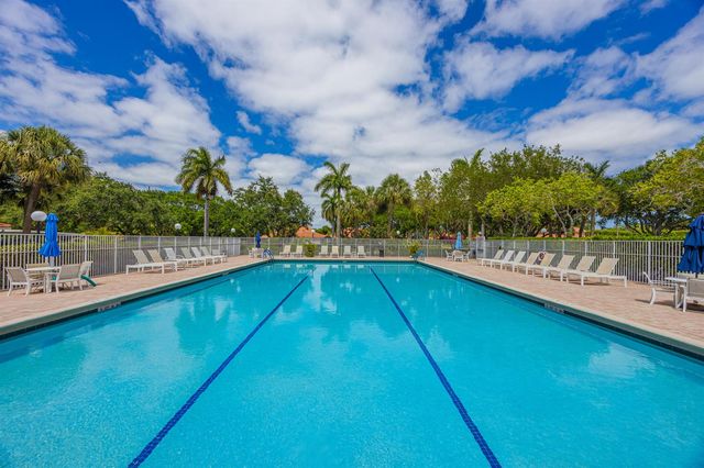 7594 Seafoam Court, Boynton Beach, FL 33437