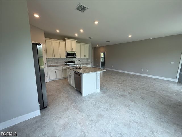 3607 62nd ST W, Lehigh Acres, FL 33971