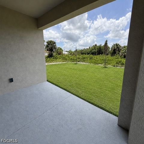 3607 62nd ST W, Lehigh Acres, FL 33971