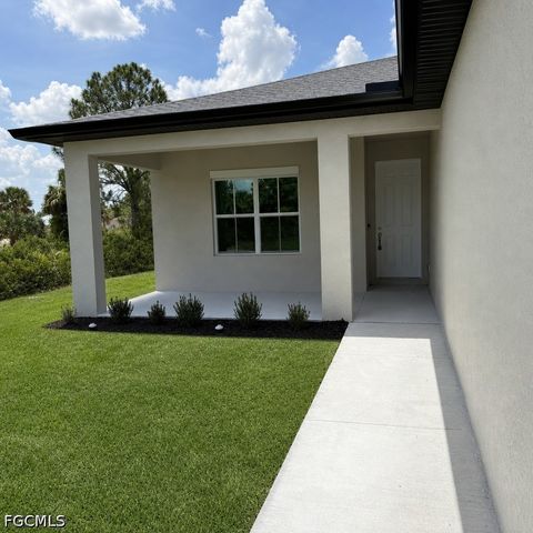 3607 62nd ST W, Lehigh Acres, FL 33971