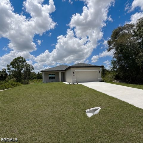 3607 62nd ST W, Lehigh Acres, FL 33971