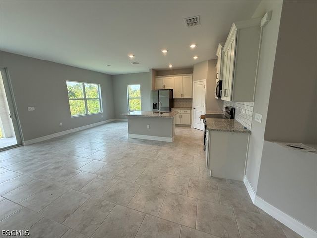 3607 62nd ST W, Lehigh Acres, FL 33971