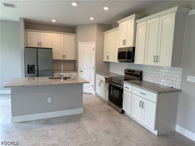 3607 62nd ST W, Lehigh Acres, FL 33971
