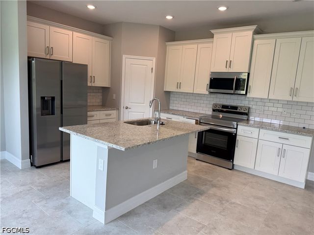3607 62nd ST W, Lehigh Acres, FL 33971