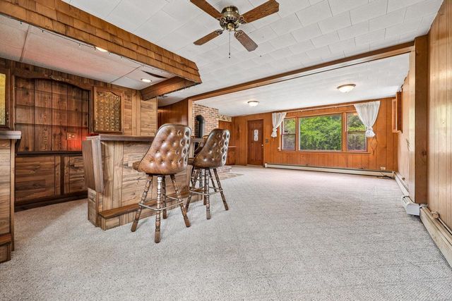 1415 Garfield AVENUE, Waukesha, WI 53189
