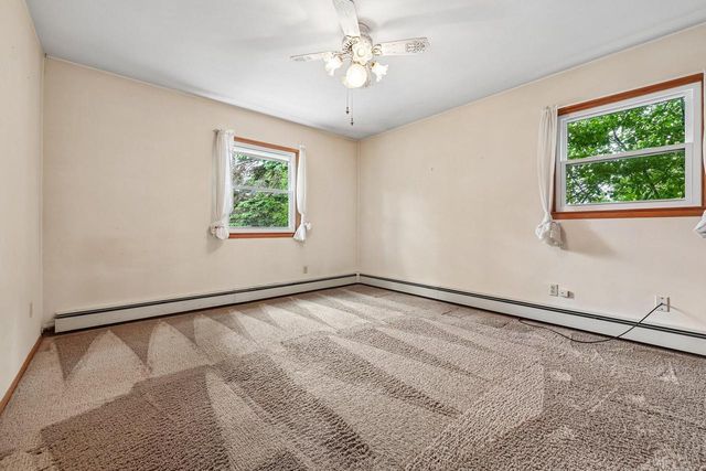 1415 Garfield AVENUE, Waukesha, WI 53189