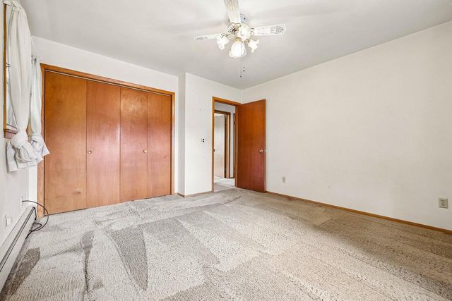 1415 Garfield AVENUE, Waukesha, WI 53189