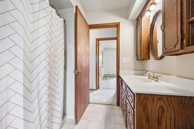 1415 Garfield AVENUE, Waukesha, WI 53189
