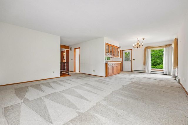 1415 Garfield AVENUE, Waukesha, WI 53189
