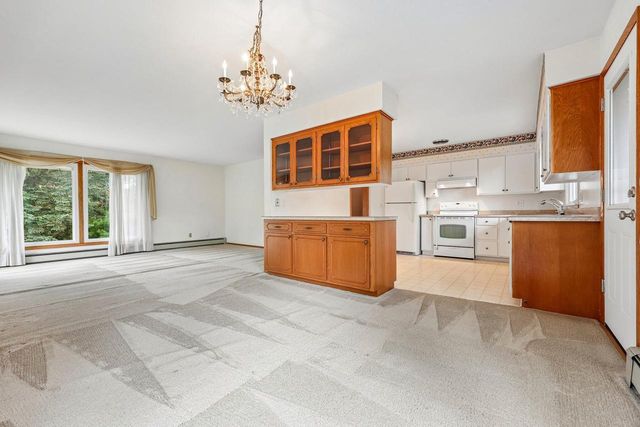 1415 Garfield AVENUE, Waukesha, WI 53189
