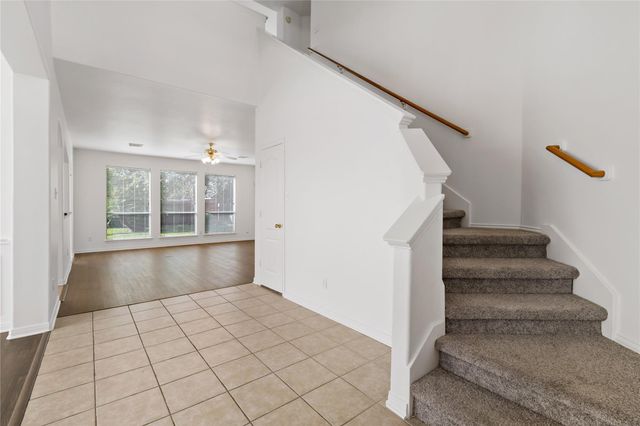 3326 Lakeway Lane, Pearland, TX 77584