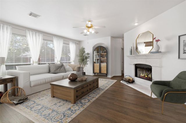 3326 Lakeway Lane, Pearland, TX 77584