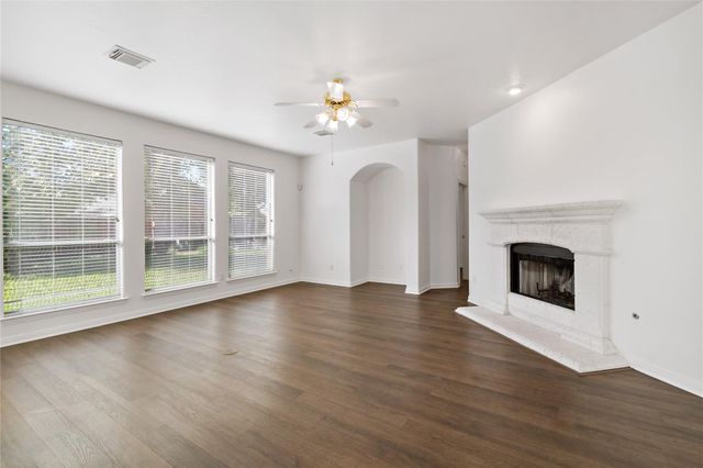 3326 Lakeway Lane, Pearland, TX 77584