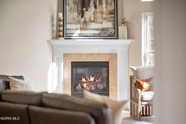 7836 N Woodbridge Road, Monclova, OH 43542