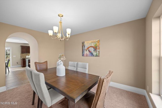 7836 N Woodbridge Road, Monclova, OH 43542