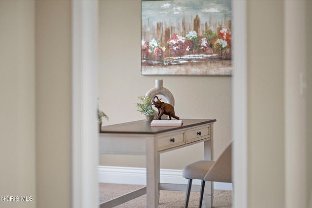 7836 N Woodbridge Road, Monclova, OH 43542