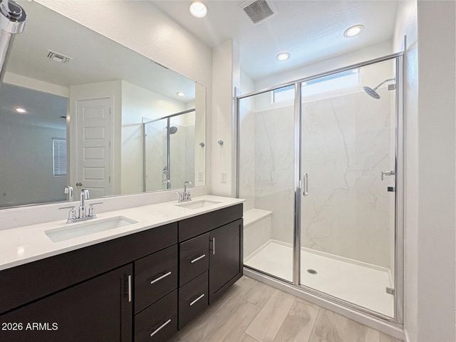 32518 N 20th Glen, Phoenix, AZ 85085