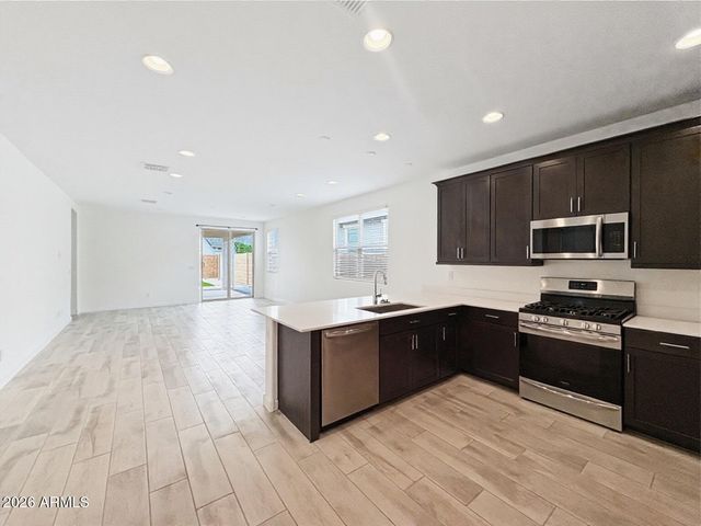 32518 N 20th Glen, Phoenix, AZ 85085
