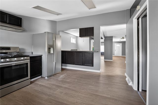 212 4th Ave., Aliquippa, PA 15001