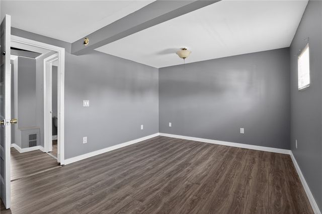 212 4th Ave., Aliquippa, PA 15001