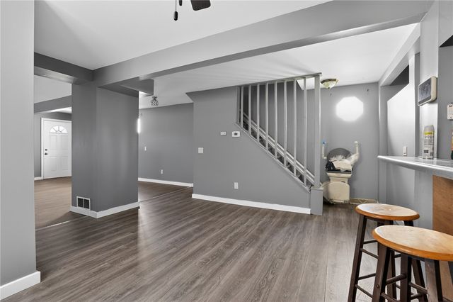 212 4th Ave., Aliquippa, PA 15001