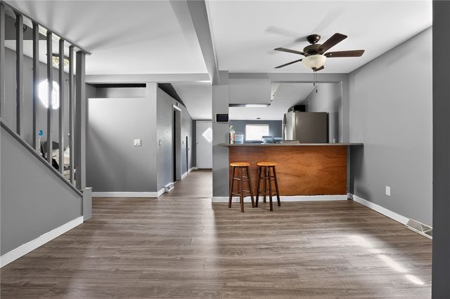 212 4th Ave., Aliquippa, PA 15001