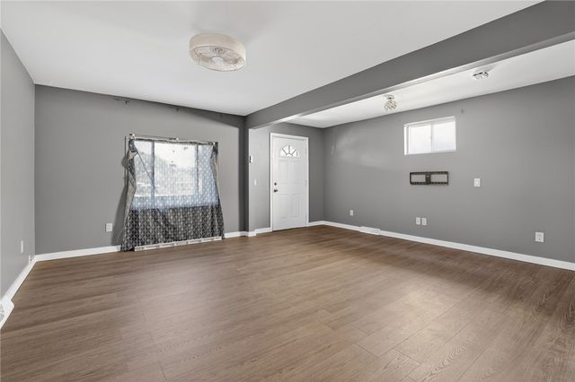 212 4th Ave., Aliquippa, PA 15001