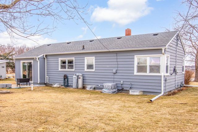 W13140 State Road 23, Ripon, WI 54971