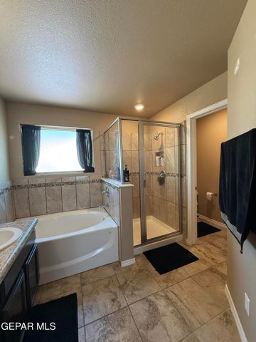 13049 Aerodrome Avenue, Horizon City, TX 79928