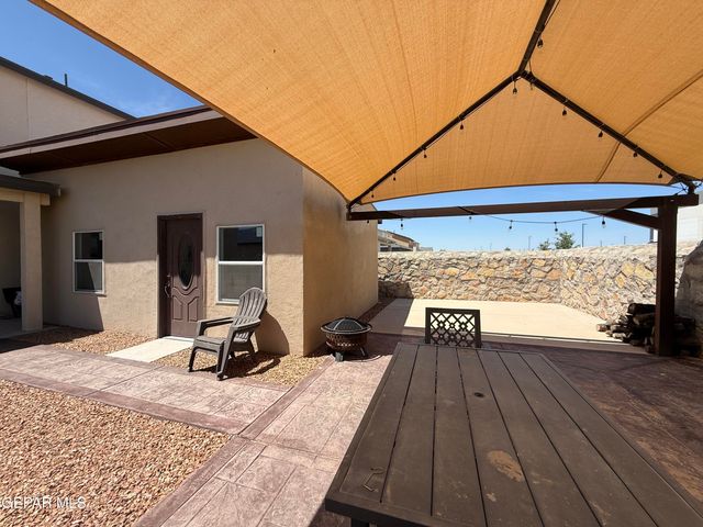 13049 Aerodrome Avenue, Horizon City, TX 79928