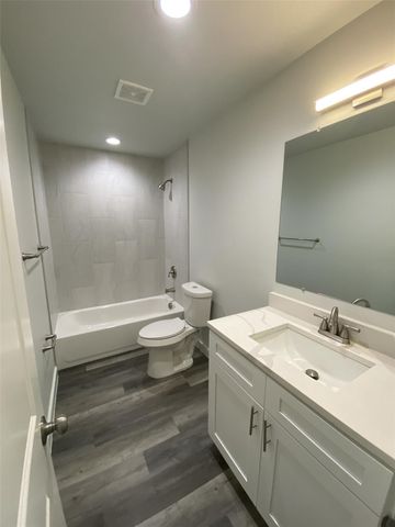 505 W Walker Street 101, Denison, TX 75020