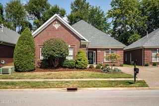 6511 Villa Spring Dr, Louisville, KY 40291