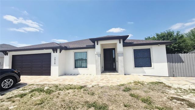 2429 NW 8TH TERRACE, Cape Coral, FL 33993