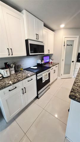 2429 NW 8TH TERRACE, Cape Coral, FL 33993