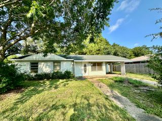 6 Stewart Circle, Fort Walton Beach, FL 32547
