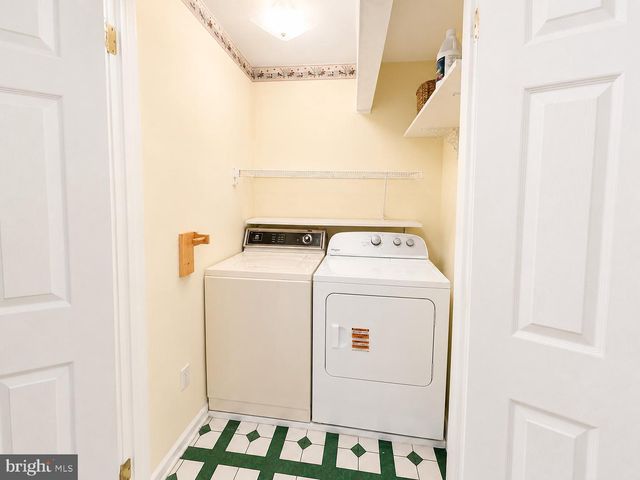 32 W SYLVAN DR, Northampton, PA 18067