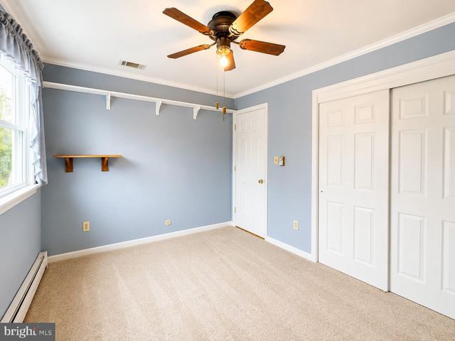 32 W SYLVAN DR, Northampton, PA 18067