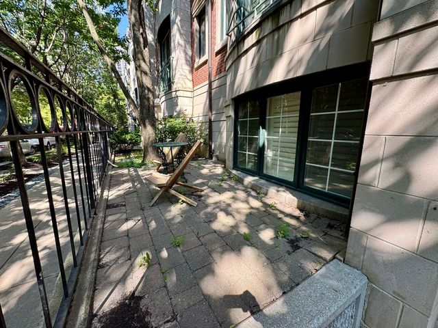 1413 S Prairie Avenue, Chicago, IL 60605