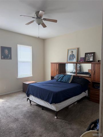 615 Lagro Avenue, St Louis, MO 63125