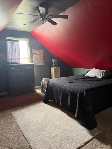 615 Lagro Avenue, St Louis, MO 63125
