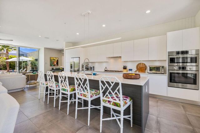 657 Dominion Way, Palm Springs, CA 92262