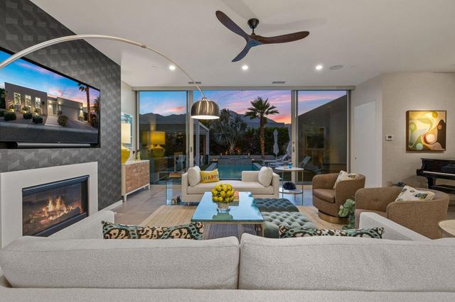 657 Dominion Way, Palm Springs, CA 92262