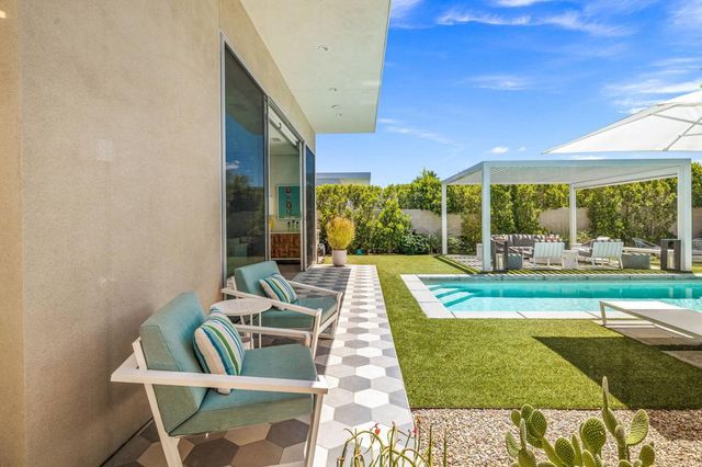 657 Dominion Way, Palm Springs, CA 92262