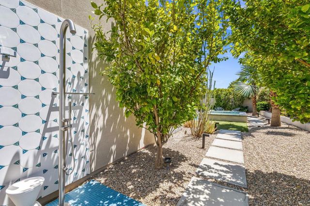 657 Dominion Way, Palm Springs, CA 92262