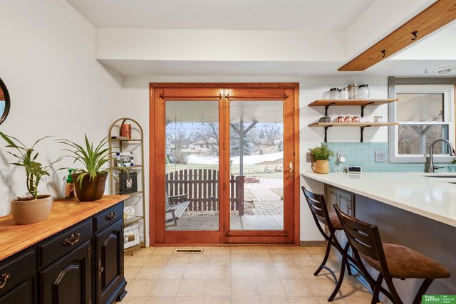 603 Matthies Drive, Papillion, NE 68046