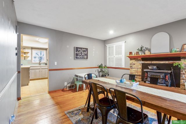 603 Matthies Drive, Papillion, NE 68046